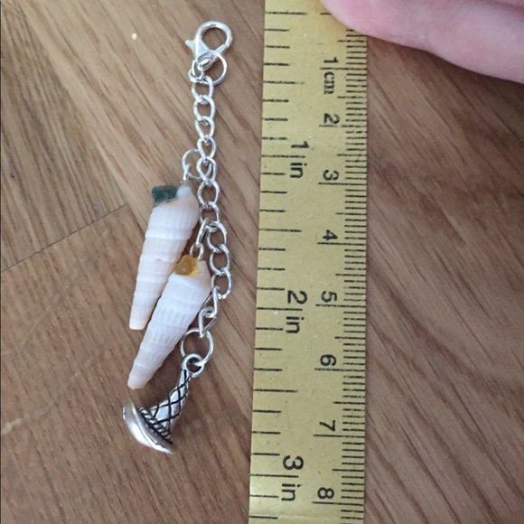 Handmade Shell Charm - Picture 2 of 3